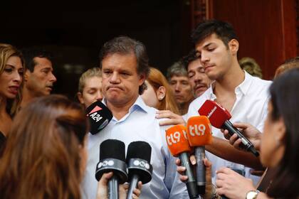 Enrique Sacco habló con la prensa