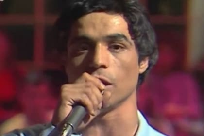 Enrique Salazar, autor, junto a Crescencio Ramos Prada, de "Me quedo contigo", el mayor hit de Los Chunguitos