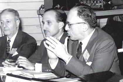 Enrique Shaw fue un importante empresario argentino, además de un hombre de familia y un líder cristiano