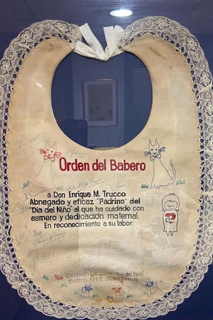 Enrique Trucco fue considerado, junto a los otros miembros de la comisión, como "padrino del Día del Niño"