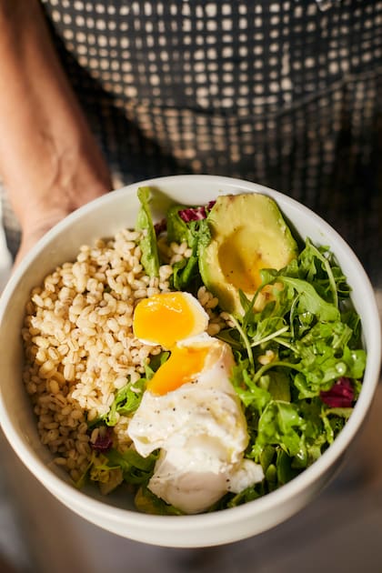 Ensalada con cebada perlada, plato emblemático de Stern.