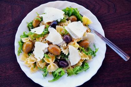 Ensalada de pasta fresca.