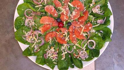 Ensalada de pomelo rosado