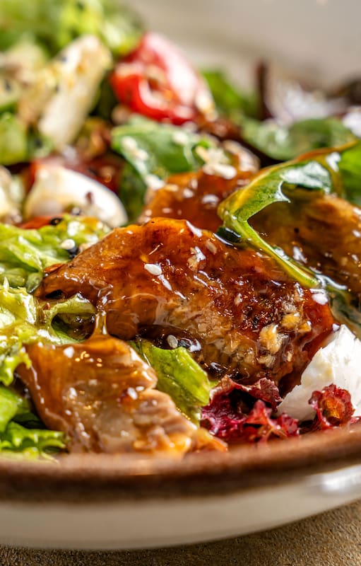 Ensaladas tan sabrosas que se convierten en plato principal