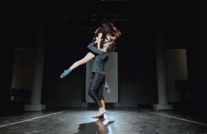 Ensayo de Vidrios Rotos, obra de Emanuel Abruzzo que se verá en el CETC esta semana