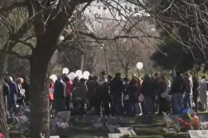 Entierro del médico asesinado en Morón