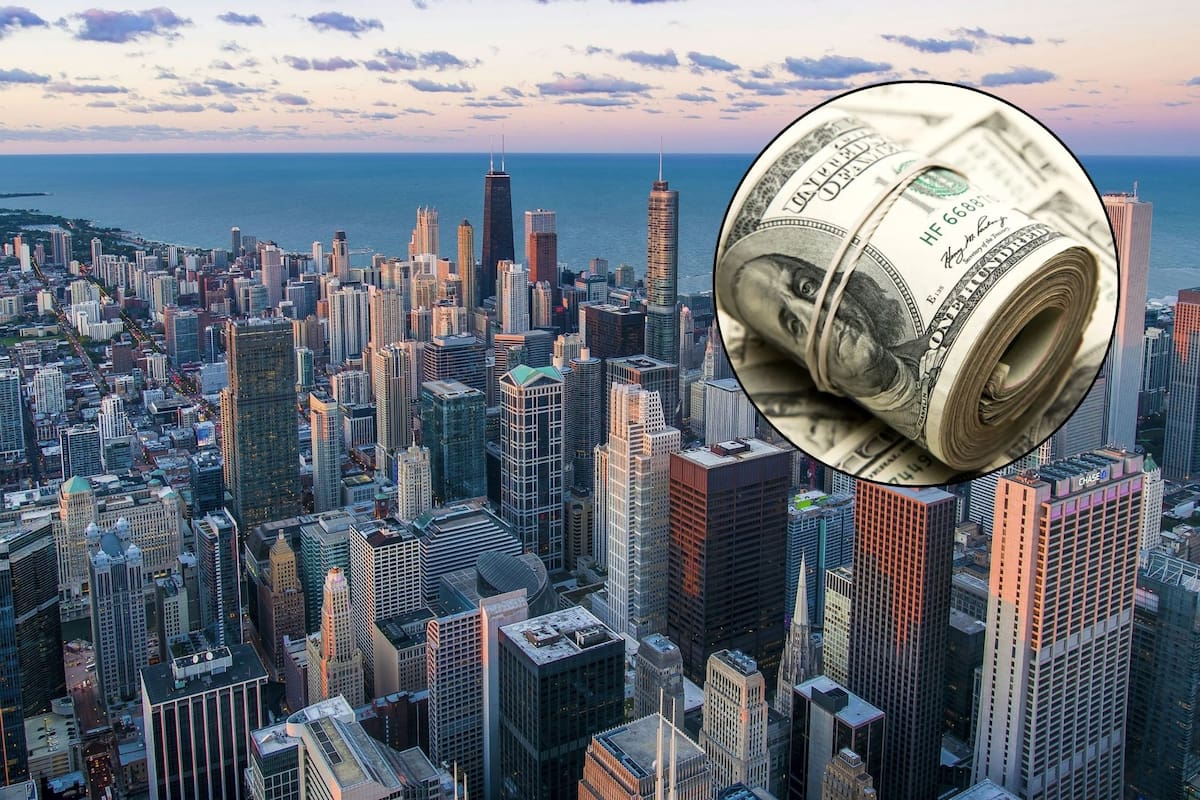 Entre 50 y 100 personas en Chicago se llevaron el dinero que cayó de un camión (Archivo/Canva)