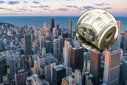 Entre 50 y 100 personas en Chicago se llevaron el dinero que cayó de un camión (Archivo/Canva)
