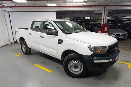 Entre las alternativas de esta subasta aparecen 14 pickups medianas de la marca del óvalo