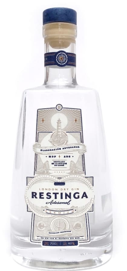 Entre las marcas nacionales de gin que ofrece Vinology se destaca Restinga, una ginebra premium marplatense.