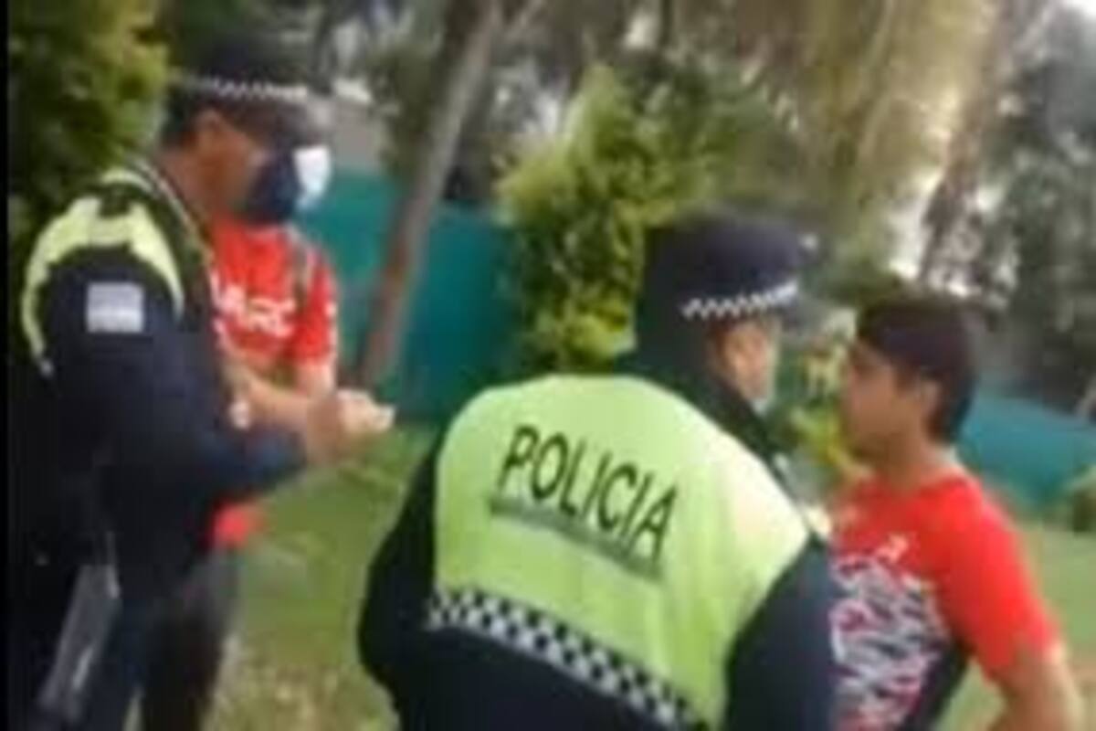 Entre las personas que estaban jugando al pádel había dos funcionarios