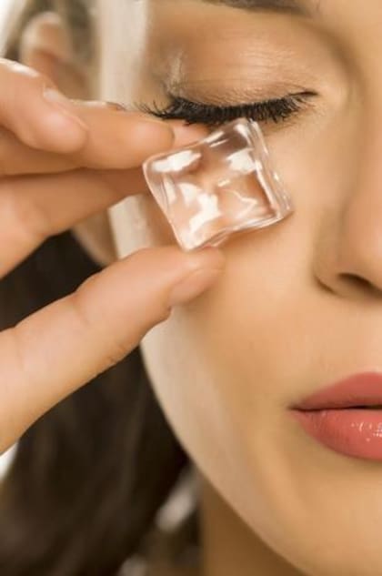 Entre los beneficios está la mejora en la circulación y la redacción de las ojeras