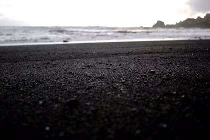 Entre los paisajes utilizados se encuentran las playas de Hjörleifshöfði , la península de Snæfellsnes, la región de Landeyjahöfn y las playas de arena negra cercanas al río Markarfljót