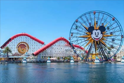 Entre los planes más importantes anunciados por Disney para 2027 se encuentra la transformación del espectáculo Tomorrowland