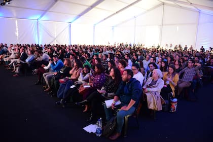 Entre los presentes hubo muchos jóvenes