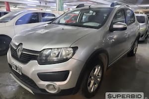 Entre los vehículos ofertados hay modelos de marcas como Renault, Volkswagen y Fiat.