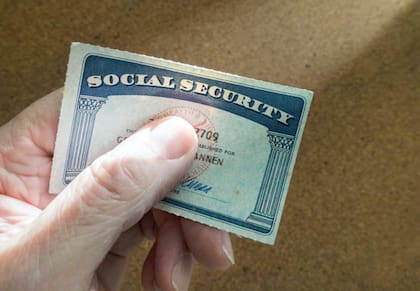Entre otros requisitos, el programa de California exige un número de Seguro Social o de Identificación Personal del Contribuyente