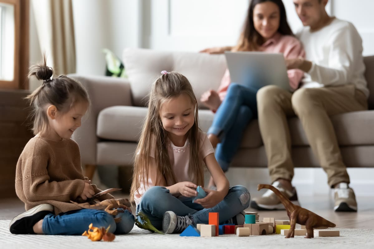Entre proteger y soltar, el desafío es acompañar sin anular la iniciativa de los hijos