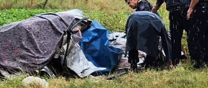 Entre Ríos: Tres hombres murieron en un impresionante choque entre un camión y un auto en la Ruta 12