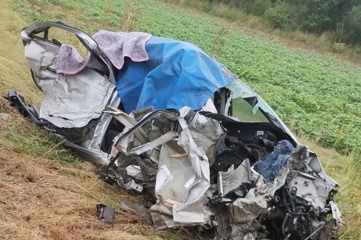 Entre Ríos: Tres hombres murieron en un impresionante choque entre un camión y un auto en la Ruta 12