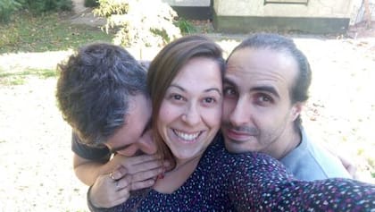 Entre todos revieron los temas de pareja, celos y las diferencias entre relaciones abiertas y poliamor
