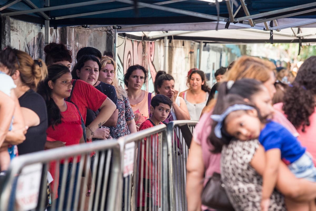 Entrega de tarjetas AlimentAR