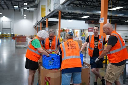 Entregarán comida gratis en Texas durante este mes (FB North Texas Food Bank)