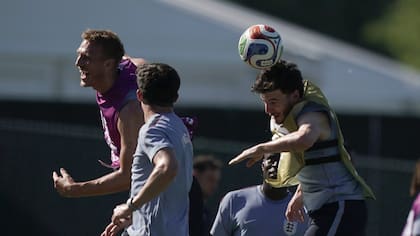 Entrenamiento abierta al público de la selección de Inglaterra en el Swope Soccer Village