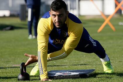 Wanchope Ábila, centrodelantero de Boca, volvió a lesionarse