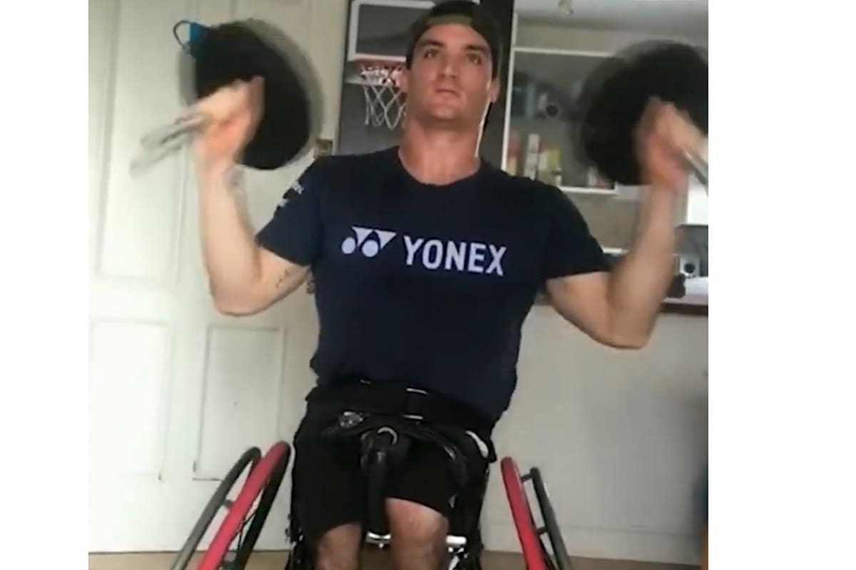 Entrenamiento en casa de Gusti Fernandez.