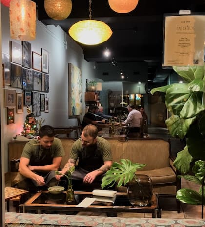 EntreNos es un restaurante de temporada, ubicado en el barrio de Miami Shores
