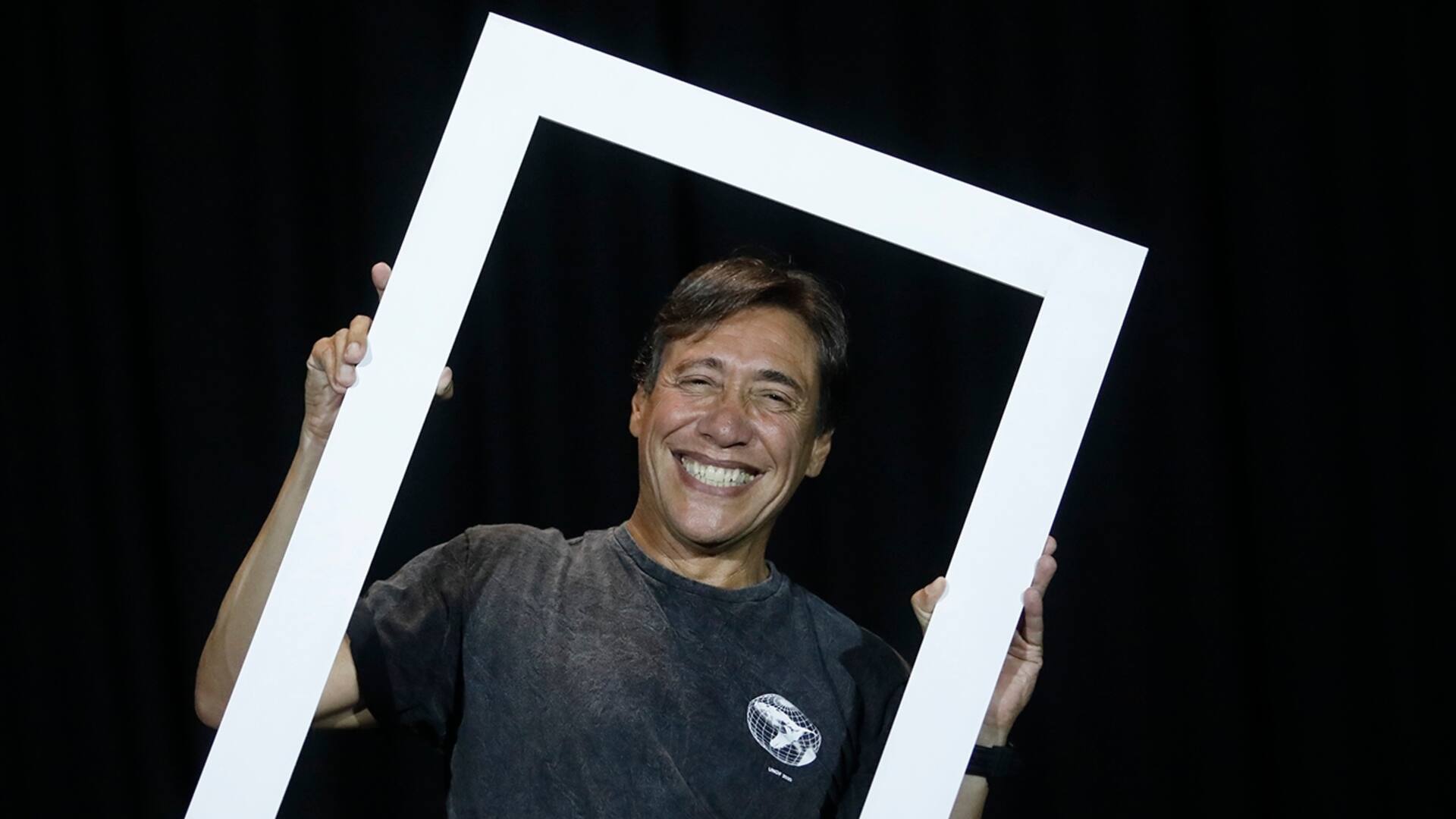 Entrevista al actor y director Fabian Gianola, por estreno de su obra en el Teatro Regina
