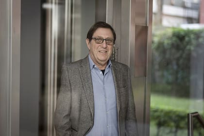 Entrevista al economista Miguel Kiguel: la gran pregunta es "qué pasará con el dólar"