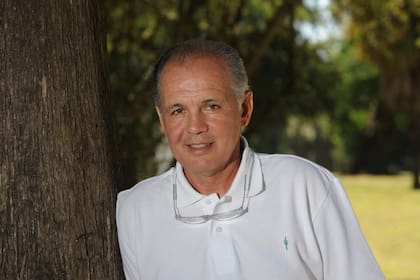 ENTREVISTA CON ALEJANDRO SABELLA, DT DE ESTUDIANTES LP, CAMPEON DEL TORNEO APERTURA 2010. 15/12/2010