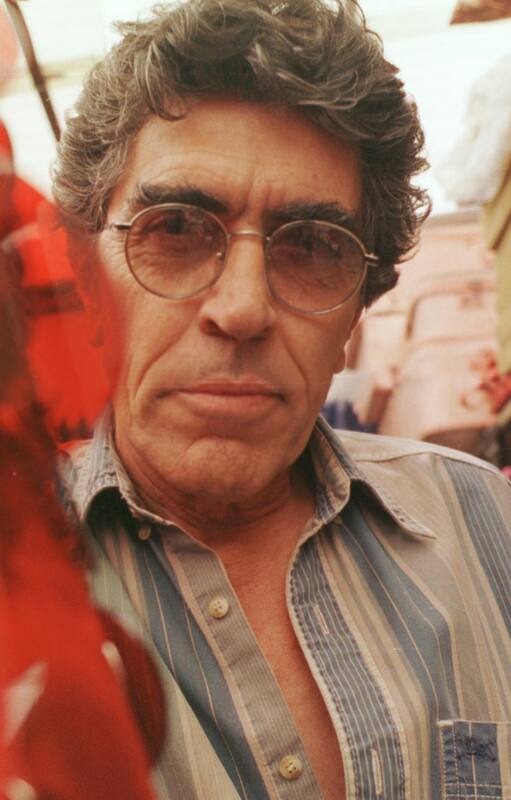 ENTREVISTA CON EL ACTOR Y DIRECTOR DE ESPECTACULOS INFANTILES, HUGO MIDON, EL 19/12/98
