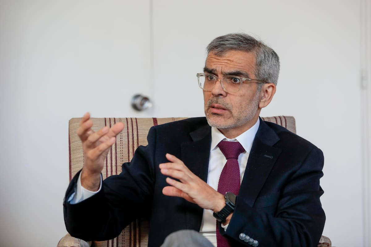 Entrevista con el ministro de Justicia de Chile, Luis Cordero