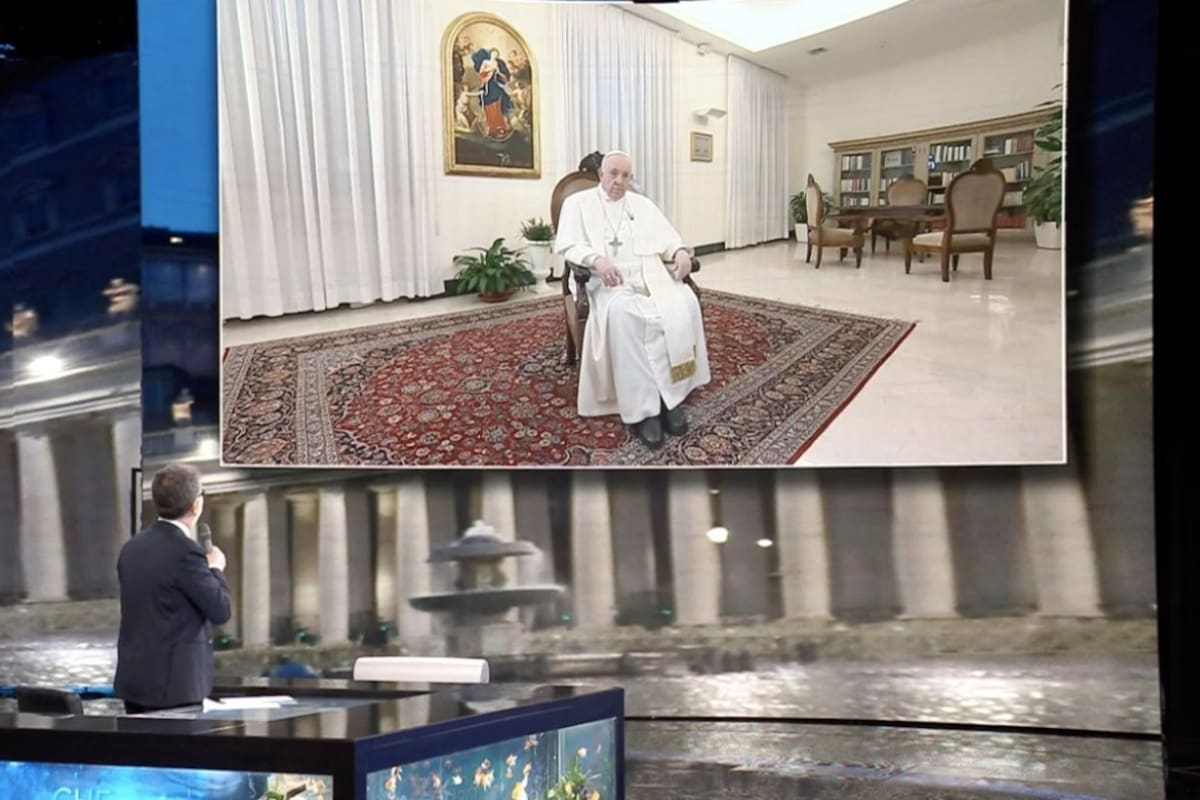Entrevista de Fabio Fazzio con el Papa Franciso