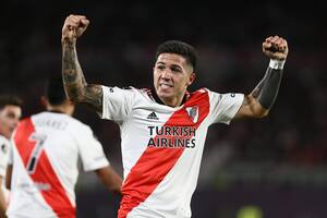 Enzo Fernández abrió el marcador a los 9 minutos del primer tiempo para Riiver