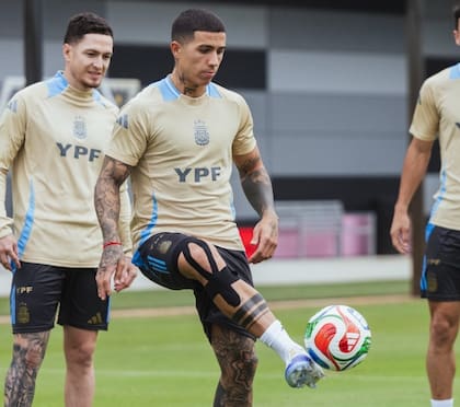 Enzo Fernández, desafectado de la selección argentina