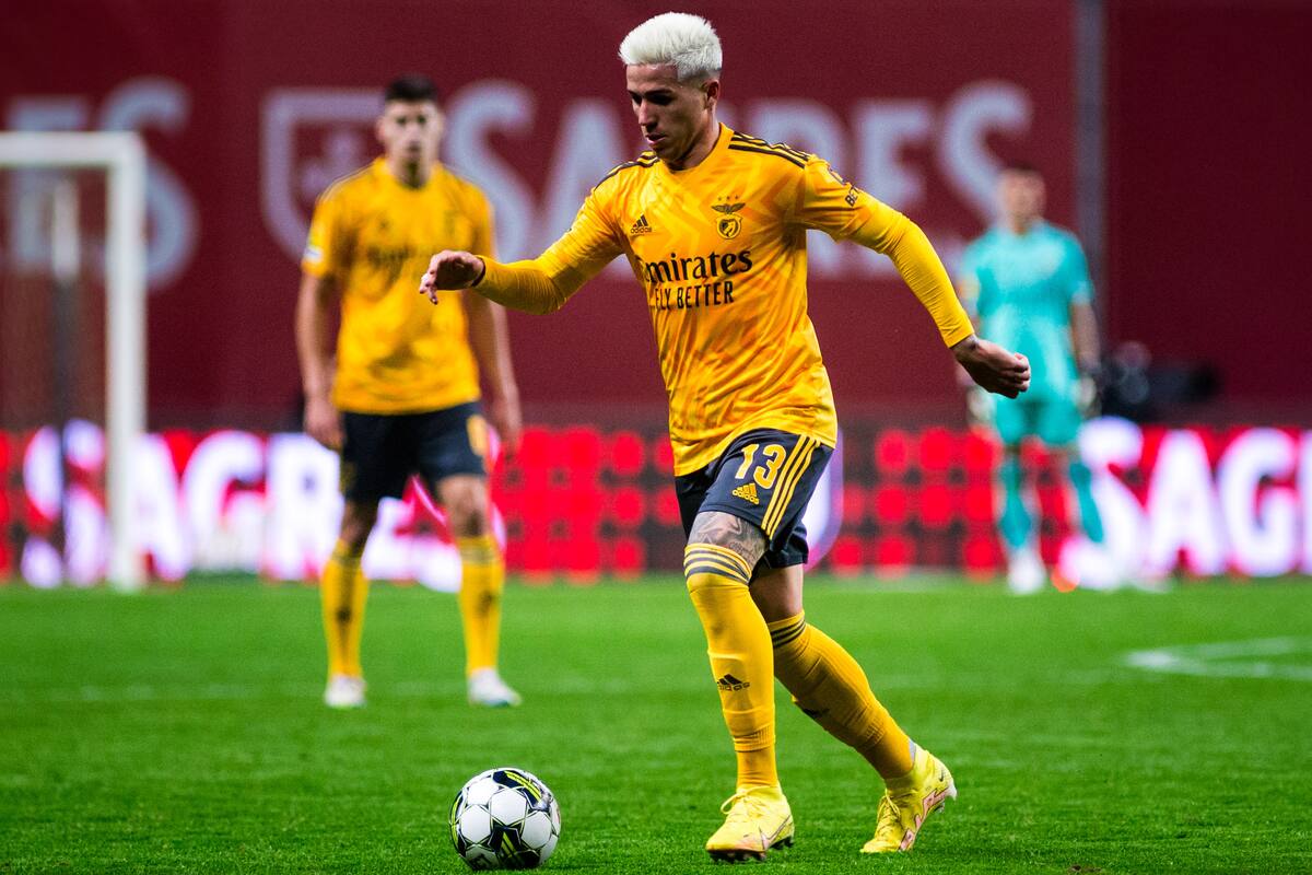 Enzo Fernández, el 30 de diciembre, jugando su último partido en Benfica, ante Sporting Braga