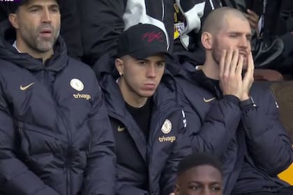 Enzo Fernández observó el partido desde la platea