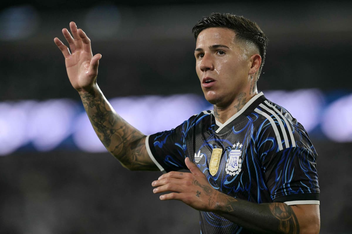 Enzo Fernández reapareció en la selección tras cumplir la fecha de suspensión por la expulsión en la final del Mundial