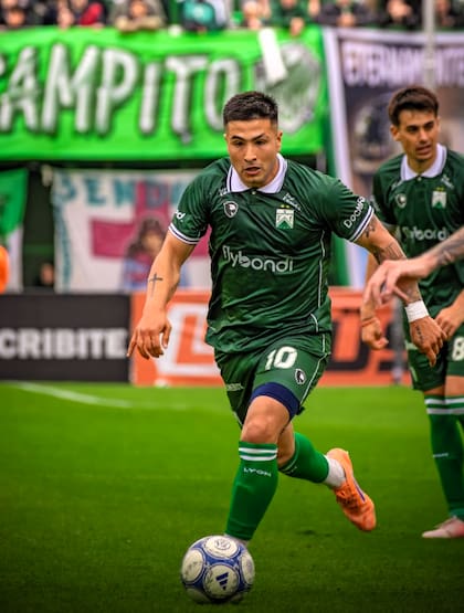 Enzo Hoyos, el enganche de Ferro que se ilusiona con el ascenso