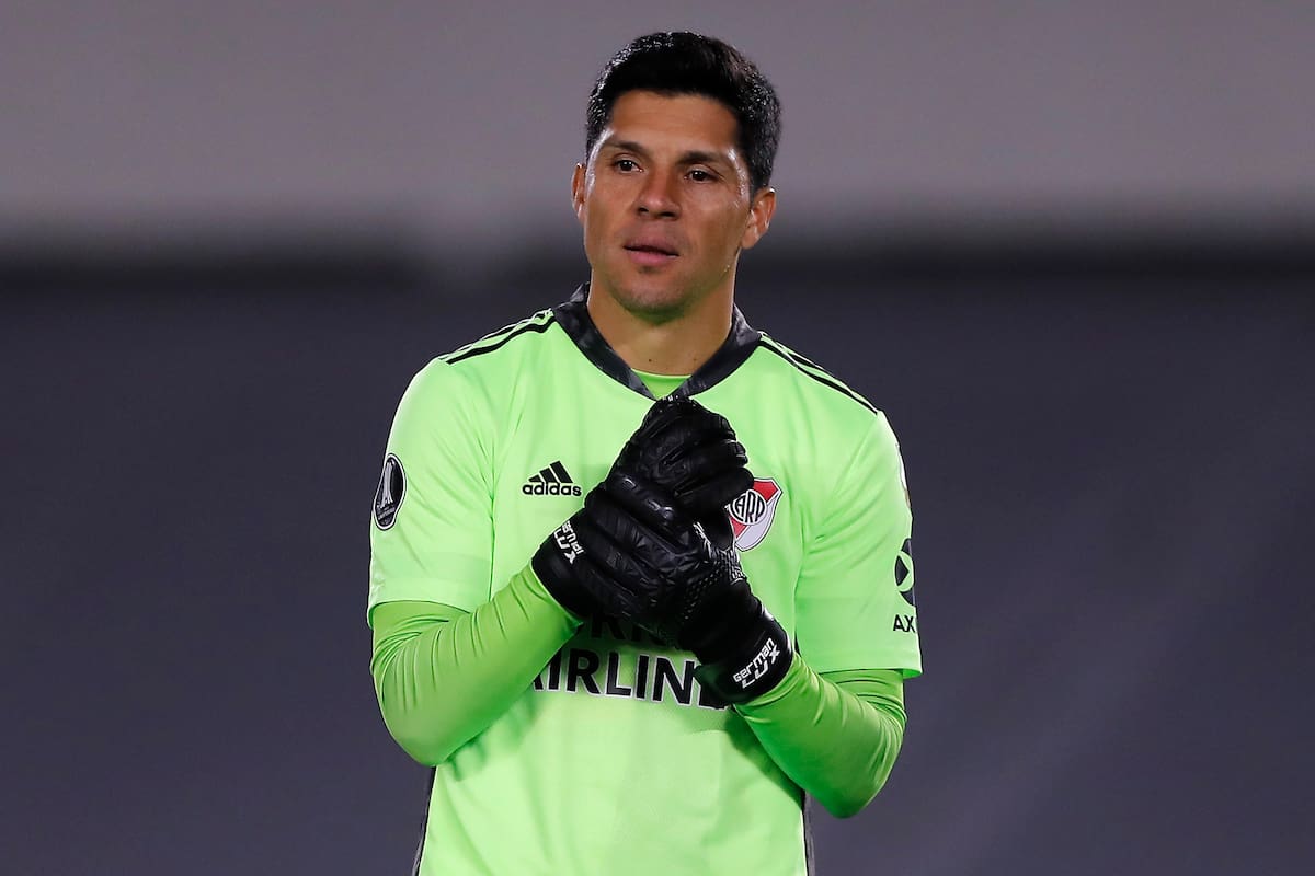 Enzo Pérez, el auténtico ídolo de River, luego del retiro de Ponzio; llegó a ser el arquero en un encuentro ante Independiente Santa Fe, por la Copa Libertadores