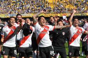 Enzo Pérez lidera los festejos de River en la Bombonera tras quedarse con el Superclásico, ¿una de sus últimas imágenes con la banda?