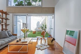 Tipo casa. Jardín, terraza y tranquilidad en los PH en altura de tres vecinos