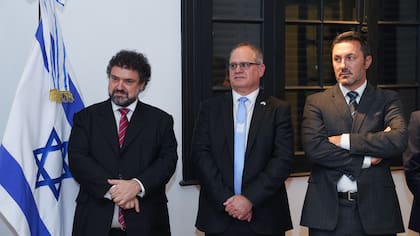 Epelman, Sela y Petri