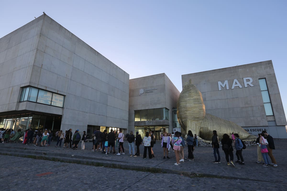 Epicentro de la movida cultural, el MAR continúa abierto hoy hasta la medianoche