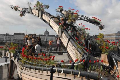 Época de tulipanes en un sector de Les Machines de l’île.