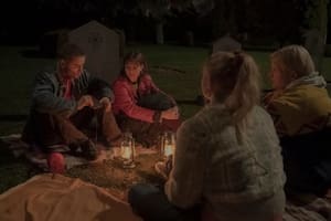 Equinox se basa en la desaparición de un grupo de jóvenes en su viaje de graduación